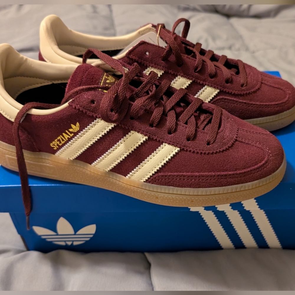 Adidas Handball Spezial - Picture 1 of 7